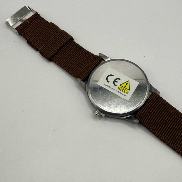 New Soki Canvas Green Belt, Military Watch, Date Display, Men's (New Battery) - Picture 9 of 9